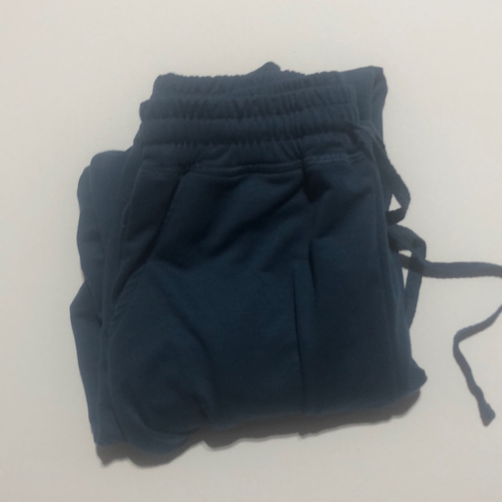 ✨traded✨navy sweat pants NWOT